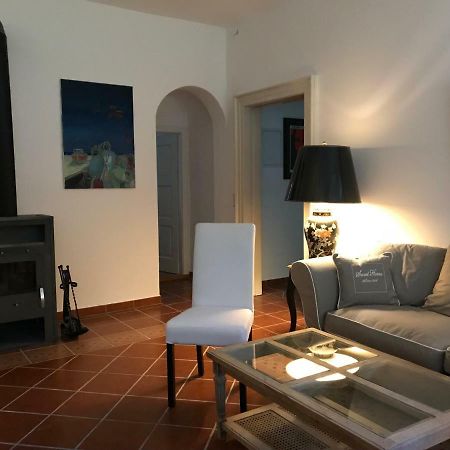 Elegantes Gaesteapartment Verano In Schloss Und Hofgut Langenzell Wiesenbach 外观 照片